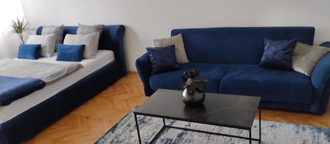Apartment Aria 2